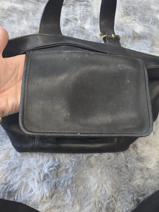 Vintage 1999 Coach Black Leather Tote with Gold Hardware - Picture 5 of 10